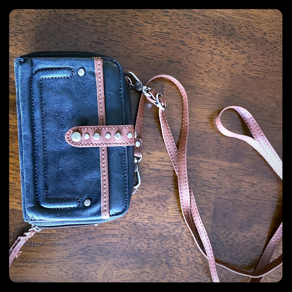 The Sak small wallet/crossbody
